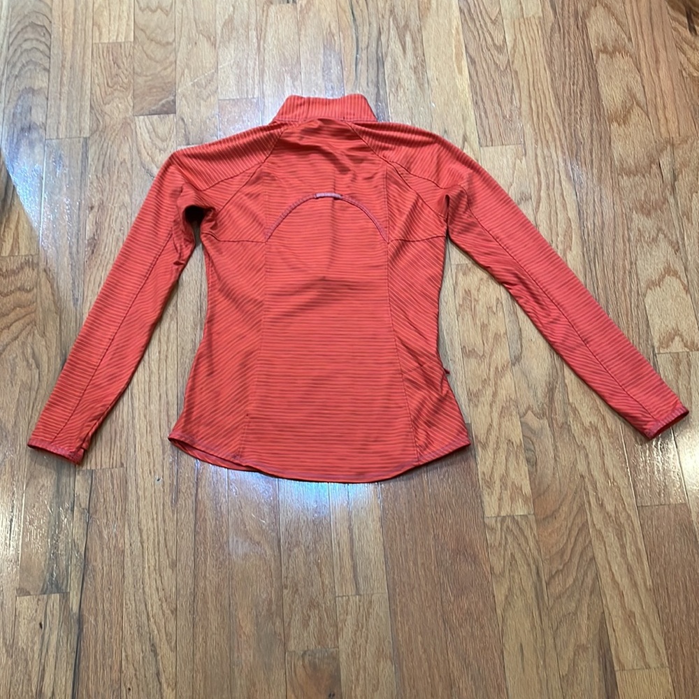 Athleta Size Medium Long Sleeve Women’s Top 3/4 zip Pocket Thumb Holes - Picture 12 of 15